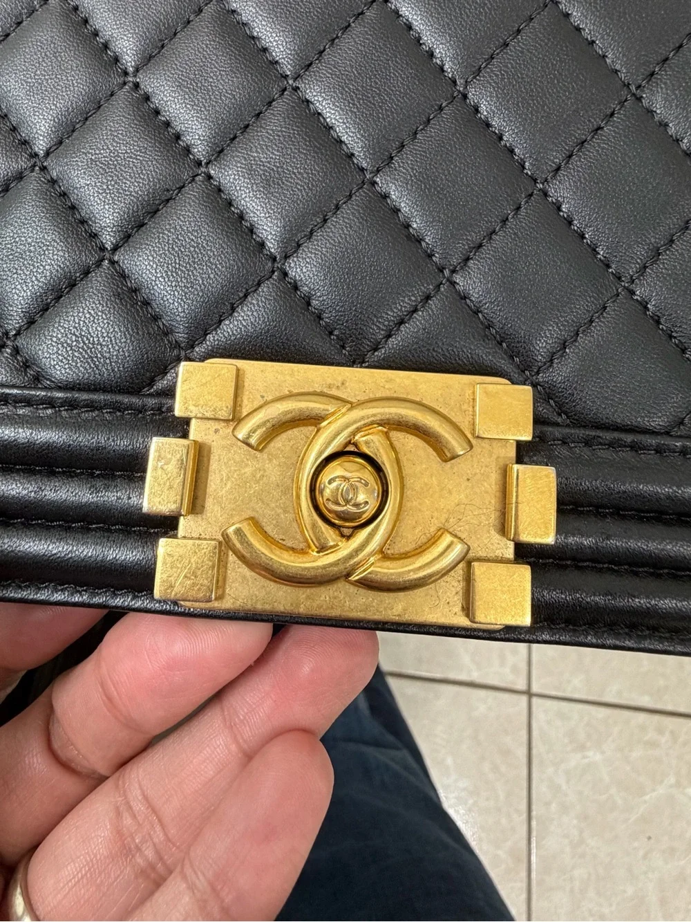CHANEL classic shoulder